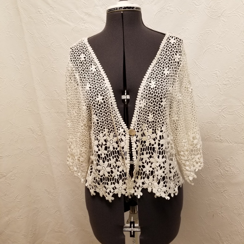 Lacy white cropped sweater